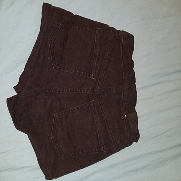 Black jean shorts - Picture 3 of 4